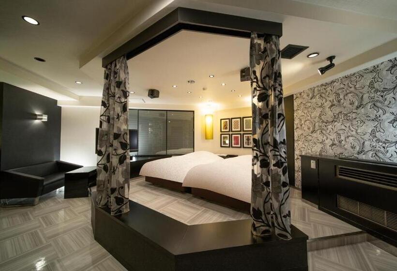 Royal Hotel Uohachi Bettei