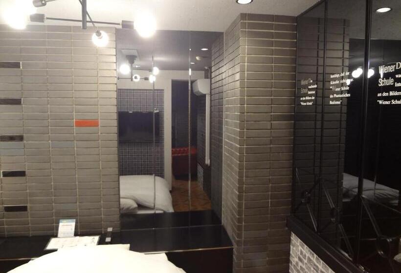 Royal Hotel Uohachi Bettei