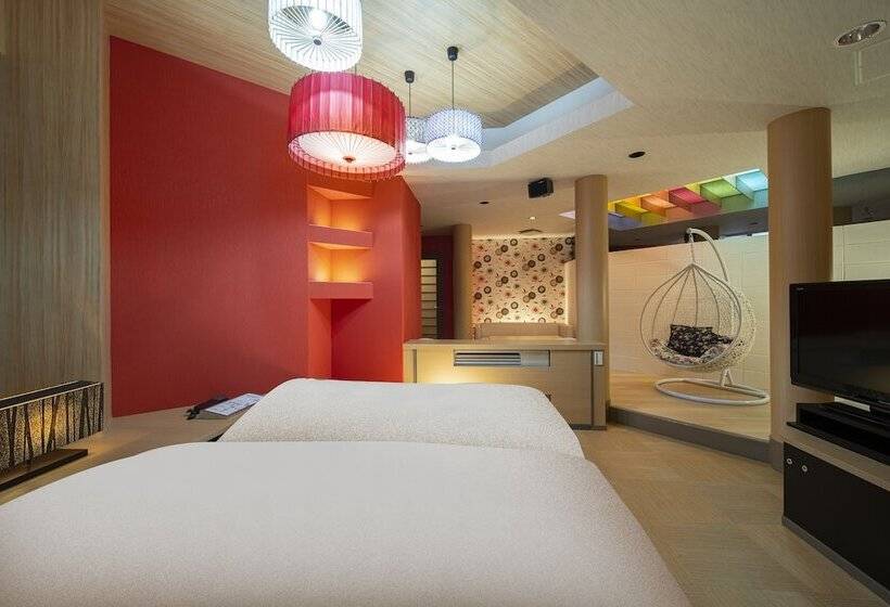 Royal Hotel Uohachi Bettei