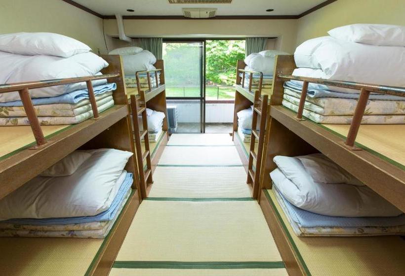 Отель Showa Forest Village