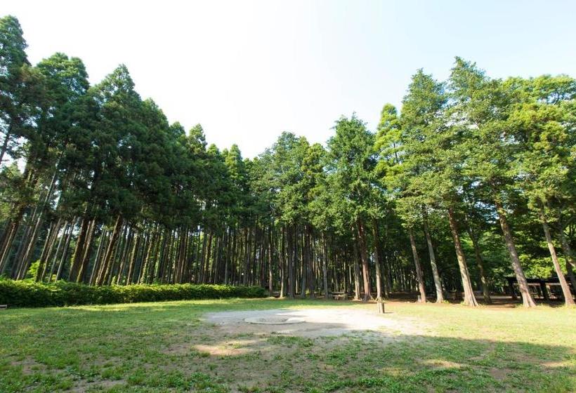 Отель Showa Forest Village