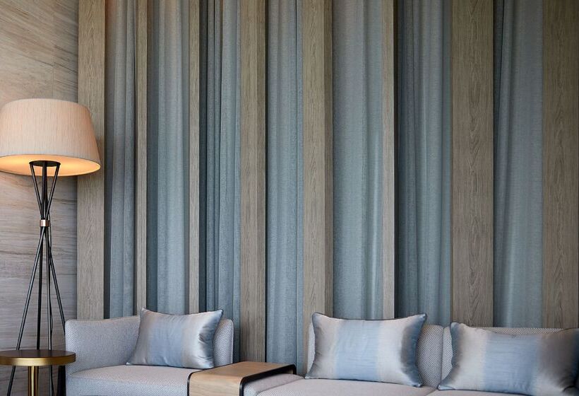 هتل Signiel Busan