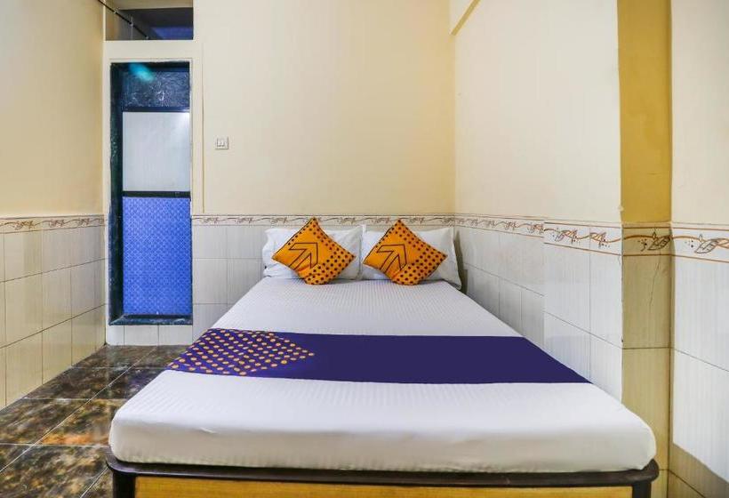 酒店 Spot On 66527 Pallavi Lodge