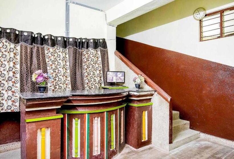 酒店 Spot On 69409  Sri New Sai Chandra