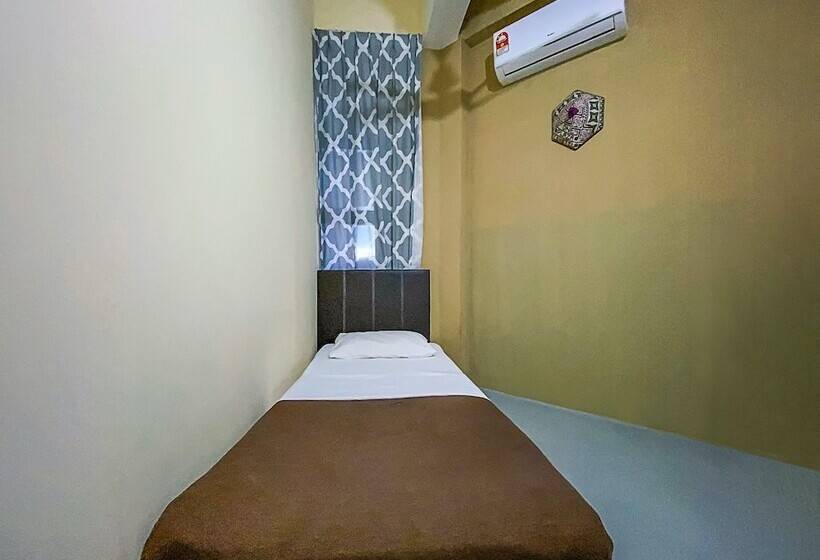 فندق Spot On 90042 One Plaza Eco