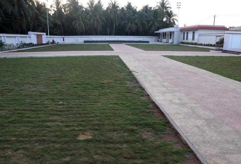 בית מלון כפרי The Grand Astoria Somanth