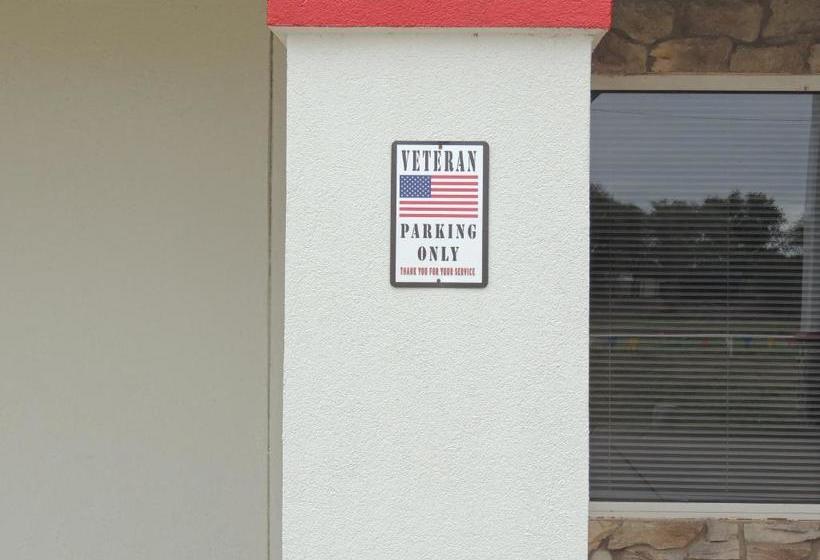 Отель Irish Inn