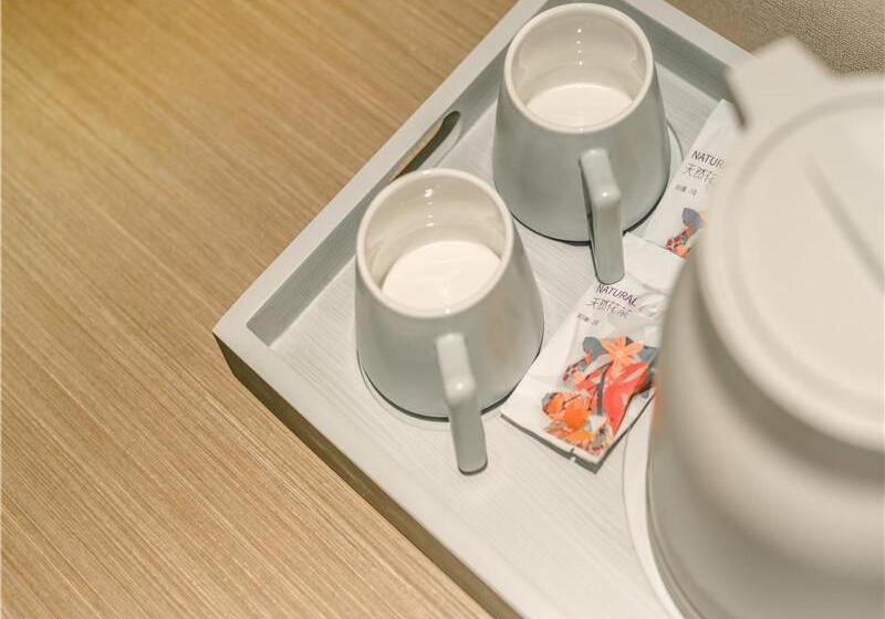 Lavande Hotel Chengdou Qingbai River Phoenix Lake