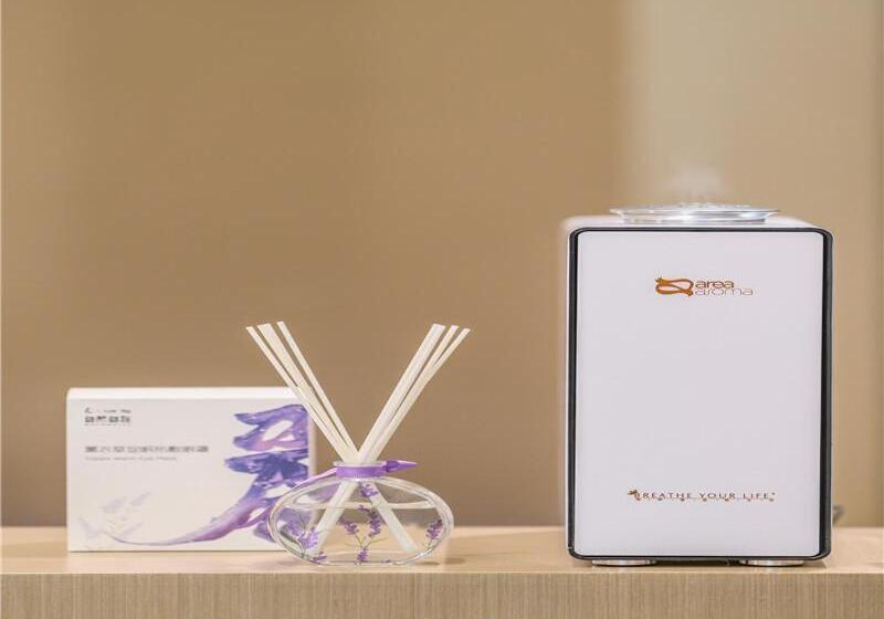 Lavande Hotel Chengdou Qingbai River Phoenix Lake