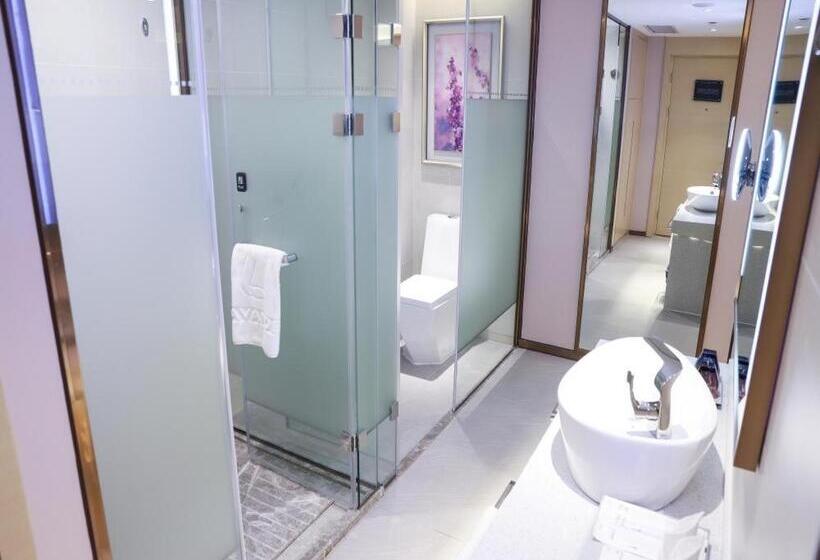 Lavande Hotels Shenzhen North Station Longhua Foxconn Headquarters