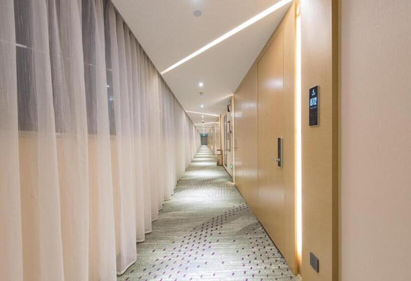 Lavande Hotels·foshan Zhoucun Ligang Road Xunfenggang Metro Station