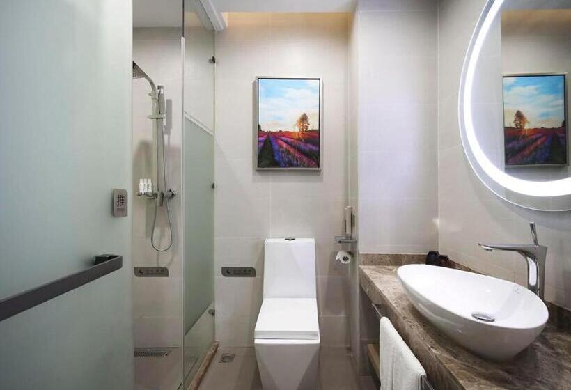 Lavande Hotels·nanjing Dachang Metro Station