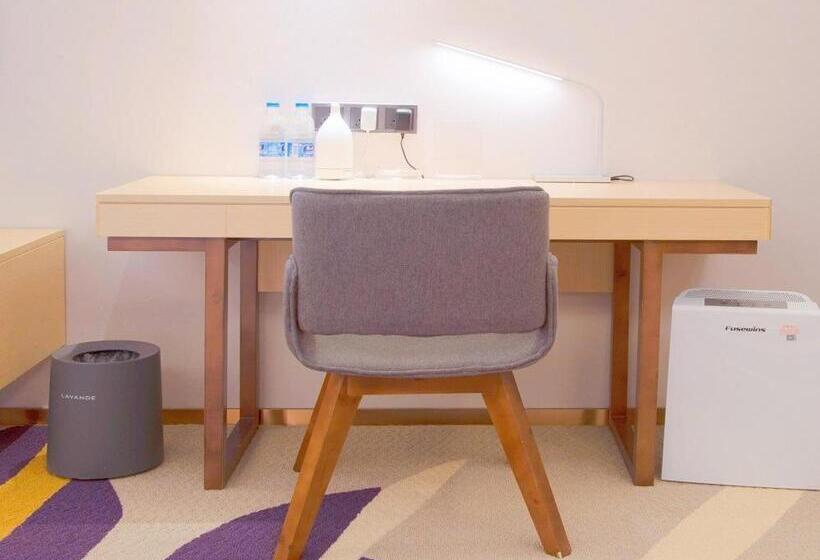 Lavande Hotels·nanjing South Of Olympic Stadium Daishan New Town