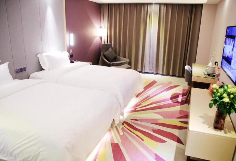 Lavande Hotels·shenzhen North Railway Station Longhua Bus Terminal