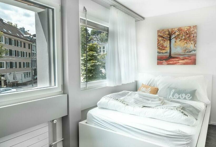 Locapart 01 Five Master Apartements