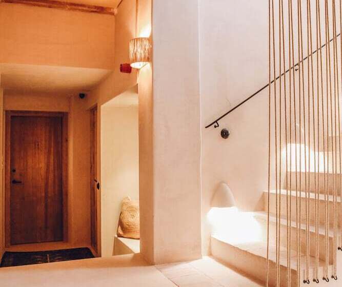 Nomad Hotel   Xábia Port