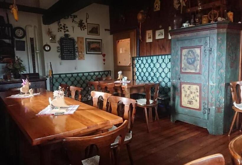 بنسيون Gästehaus Der Gamser Winzerstube