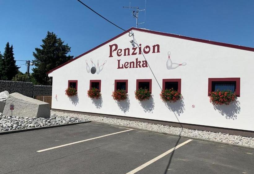 פנסיון Penzion Lenka