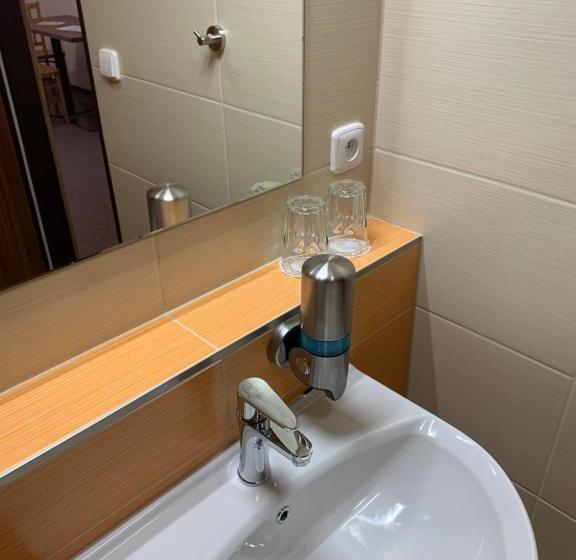 פנסיון Penzion Lenka