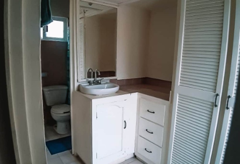 ペンション Pueblo Nomada Hostel