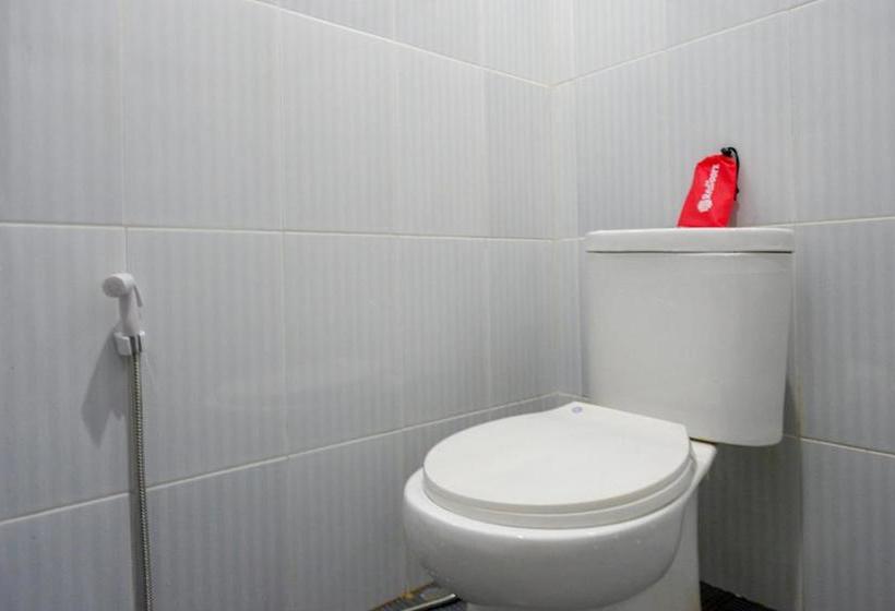 פנסיון Reddoorz Near Lippo Plaza Buton