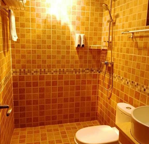 Shangri_la Lamtin Youth Hostel