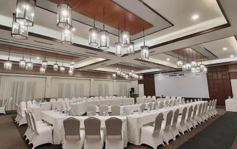 The Balcone Suites & Resort