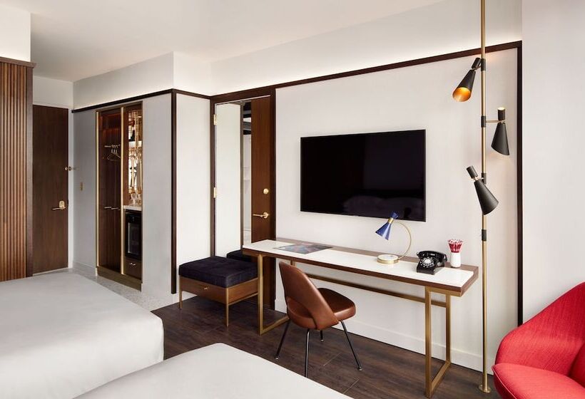 Twa Hotel At Jfk Airport