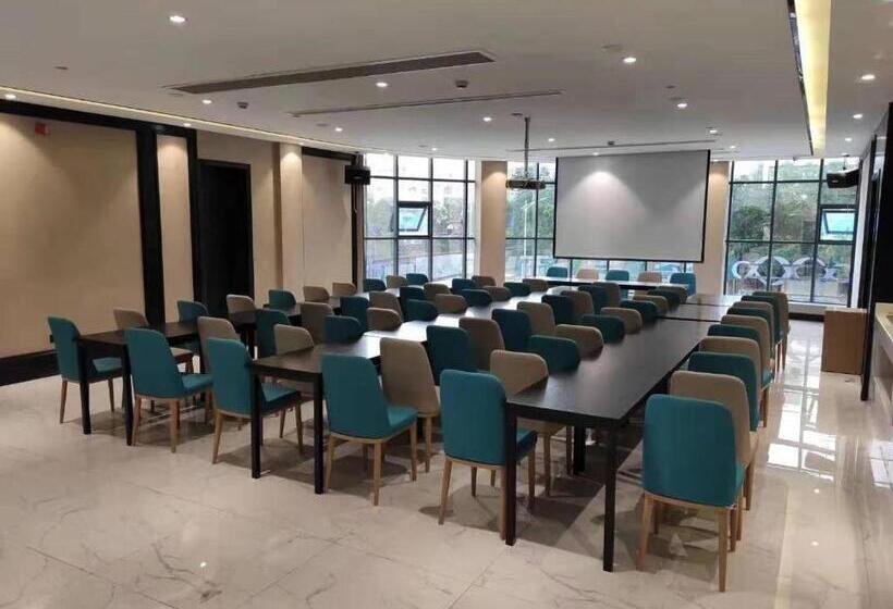 Xana Hotel Hangzhou Bus North Station Wanda