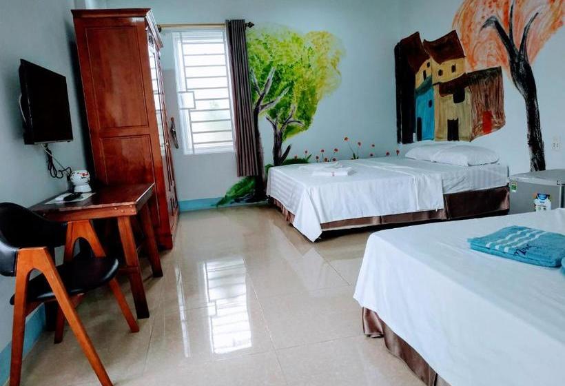 هاستل Sunflower Nhật Lệ