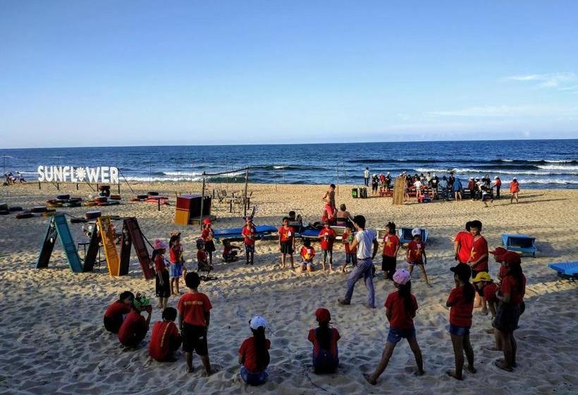 هاستل Sunflower Nhật Lệ