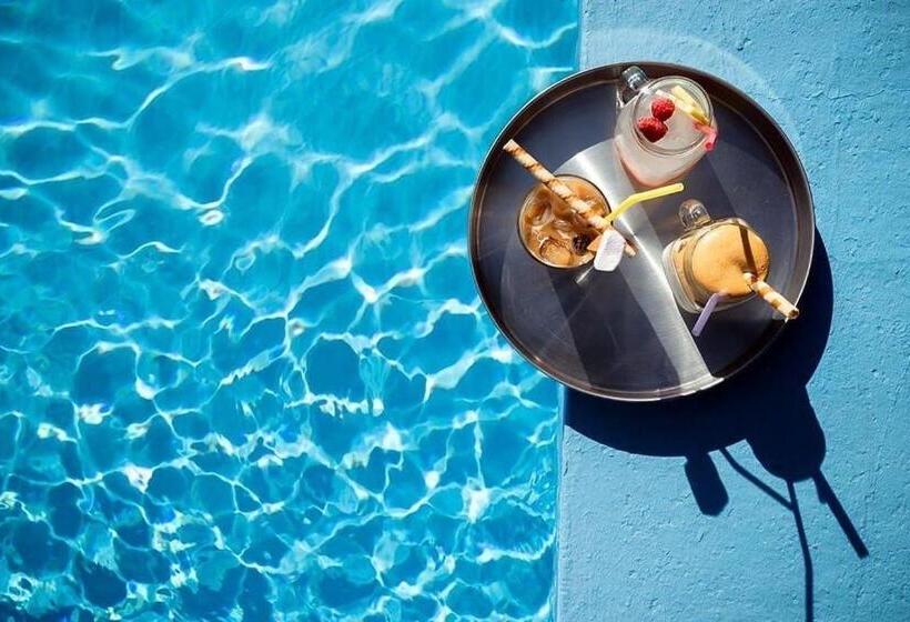 تختخواب و صبحانه Garden House