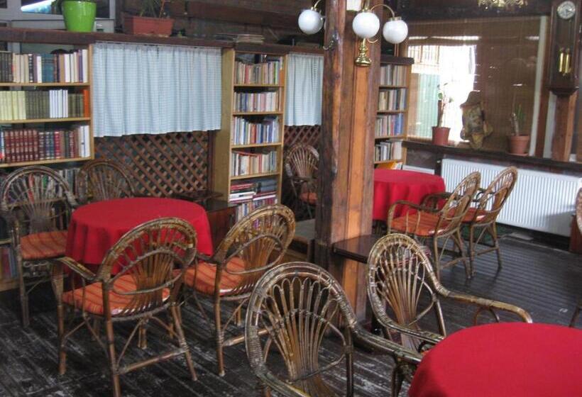 تختخواب و صبحانه Meridiana