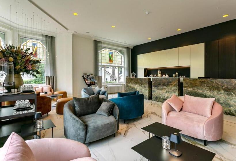 בית מלון כפרי Astoria