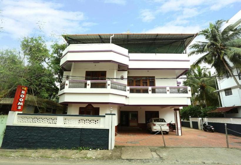 酒店 Oyo 16717 Sreekrishna Kailas Inn