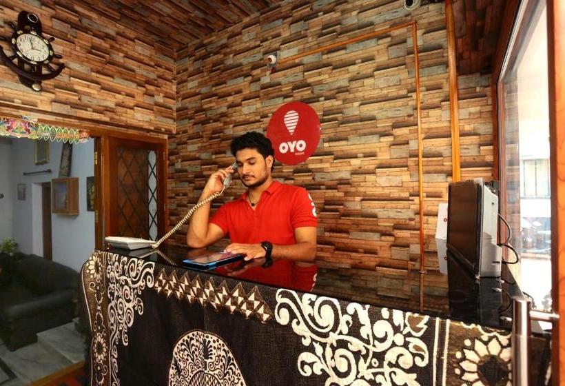 酒店 Oyo 16717 Sreekrishna Kailas Inn