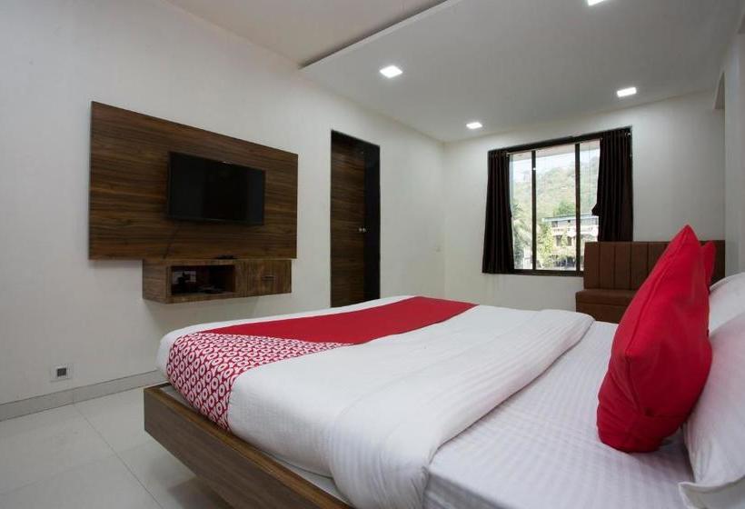 酒店 Oyo 28293 Blh