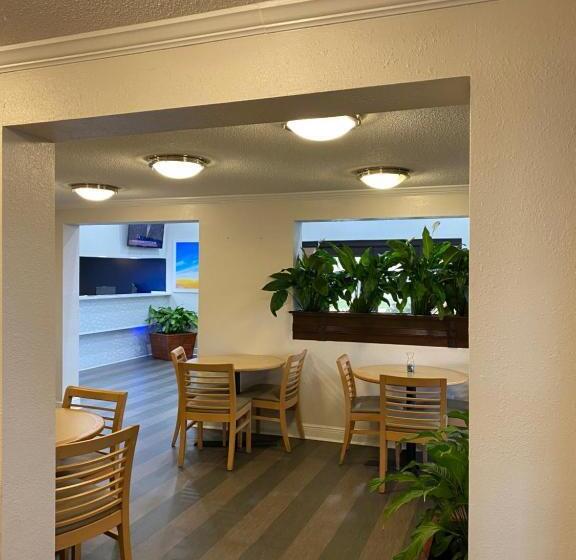 בית מלון כפרי Travelodge By Wyndham Mobile Al