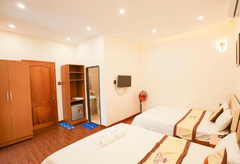 هتل Khách Sạn Triều Dâng