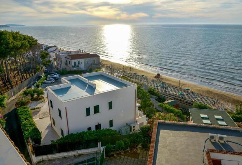 فندق Villa Nettuno
