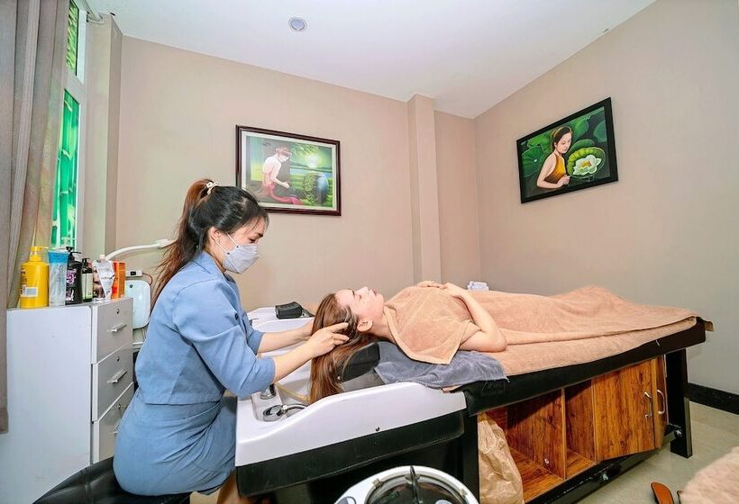 هتل Khách Sạn Vĩnh Hội