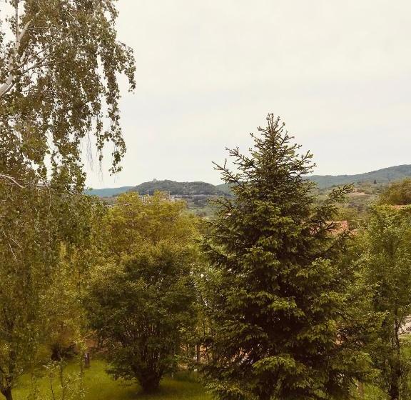 پانسیون Vikend Kuća Betula