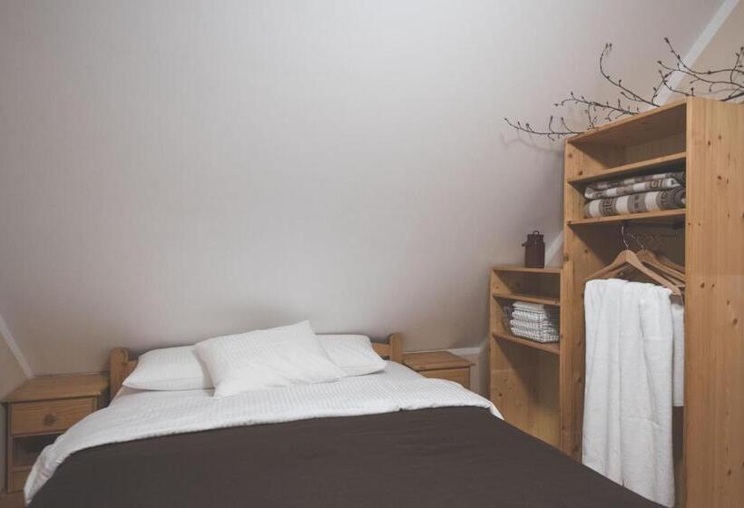 پانسیون Brunarica