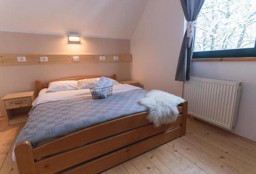 پانسیون Brunarica