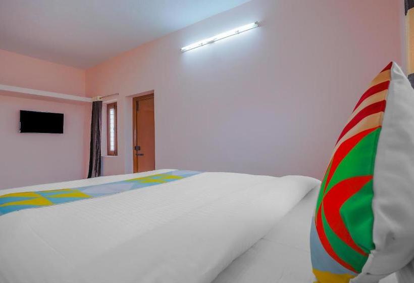 פנסיון Compact Studio Near Mudhaliarpet