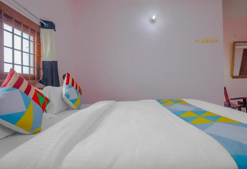 פנסיון Compact Studio Near Mudhaliarpet