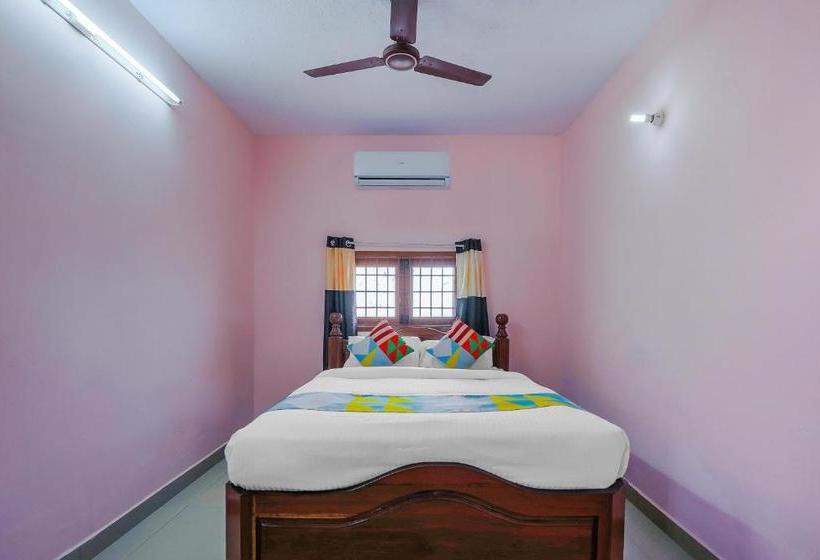 פנסיון Compact Studio Near Mudhaliarpet