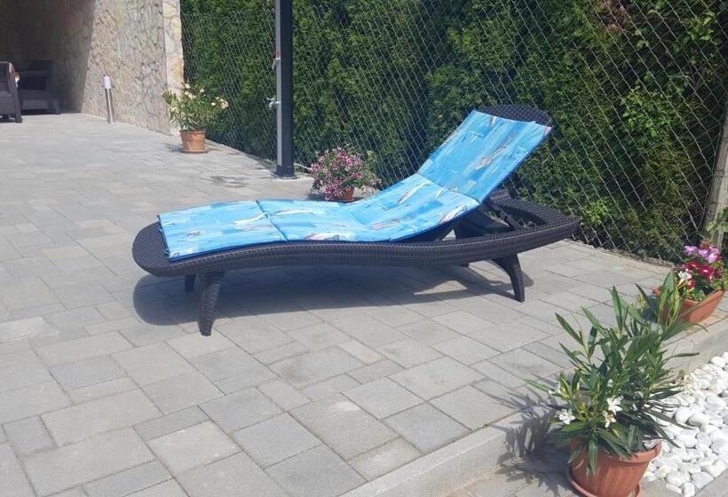 ペンション Doni Prémium Apartmanház