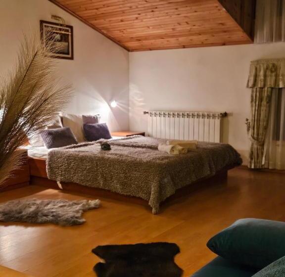 بنسيون Guest House Karov 2 Stars