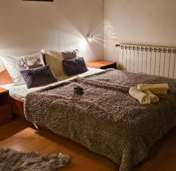 بنسيون Guest House Karov 2 Stars